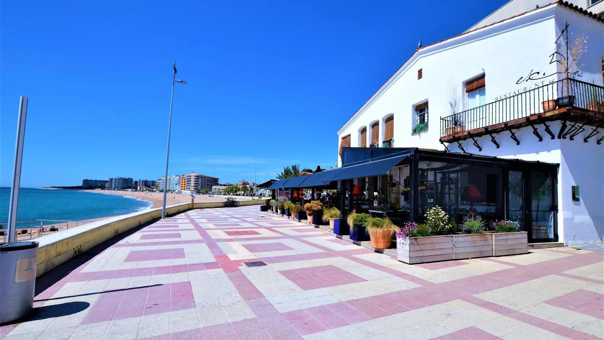 Apartamento Frente A La Playa Blanes Costa Brava 0*,  Spagna
